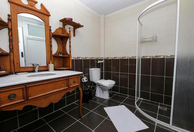 سوییت سوپریور با چشم‌انداز دریا, Melodi Butik Otel