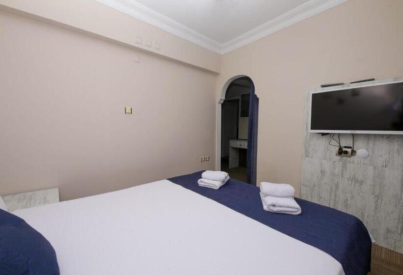 اتاق استاندارد با بالکن و چشم‌انداز دریا, Melodi Butik Otel