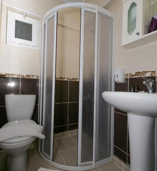 اتاق استاندارد با بالکن و چشم‌انداز دریا, Melodi Butik Otel