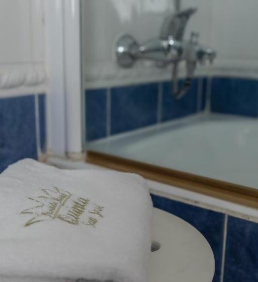 اتاق لوکس, Posada Real Quinta San Jose