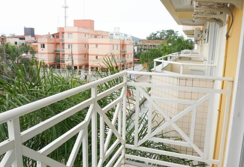 اتاق لوکس خانوادگی, Hanna San Diego Apart