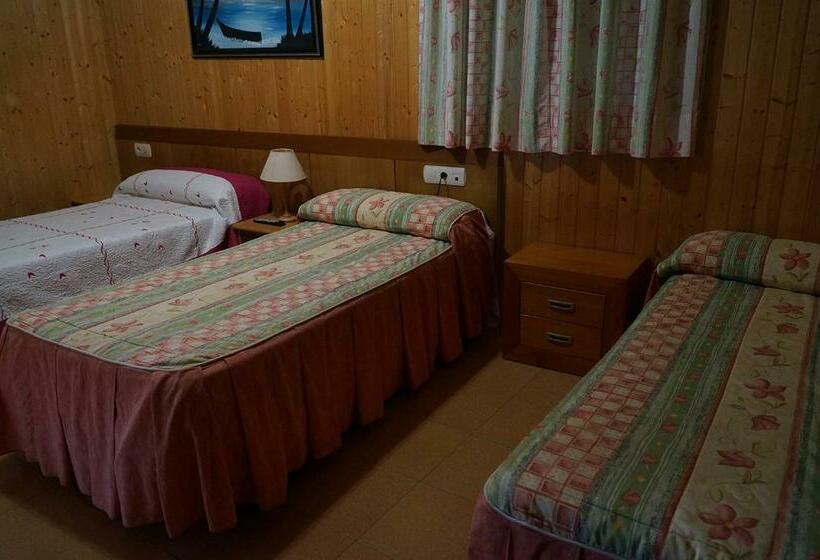 اتاق استاندارد سه نفره, Hostal Camino Real