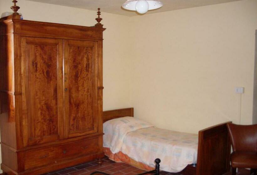 اتاق کلاسیک سه تخته, Agriturismo La Marletta