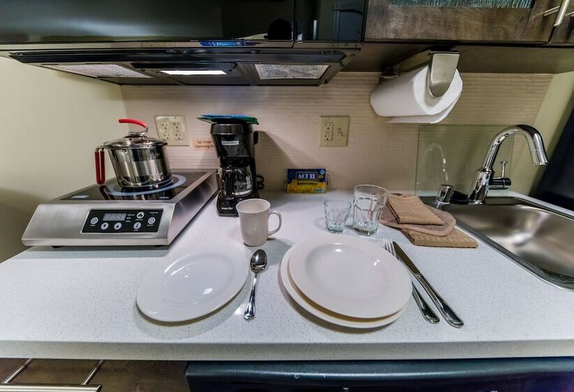 استودیوی استاندارد, Candlewood Suites   Fairbanks, An Ihg