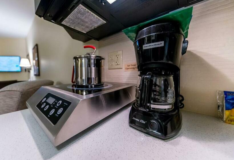 استودیوی استاندارد, Candlewood Suites   Fairbanks, An Ihg
