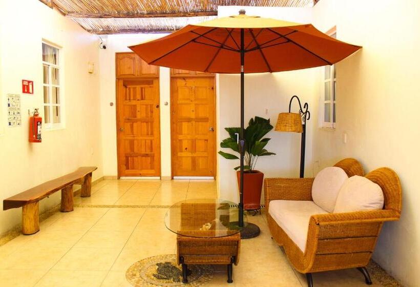 Suite, Careyes Puerto Escondido