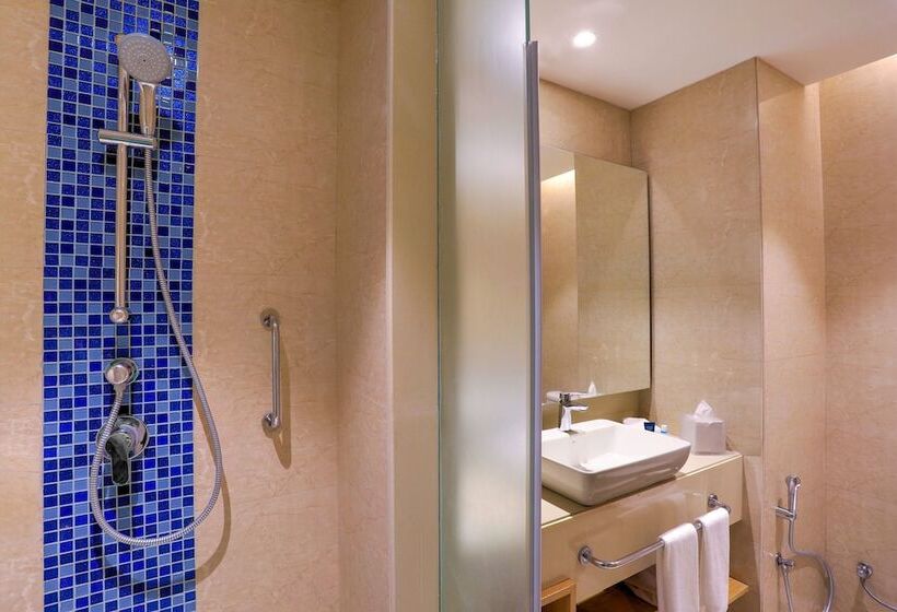 سوییت اجرایی, Four Points By Sheraton Chennai Omr