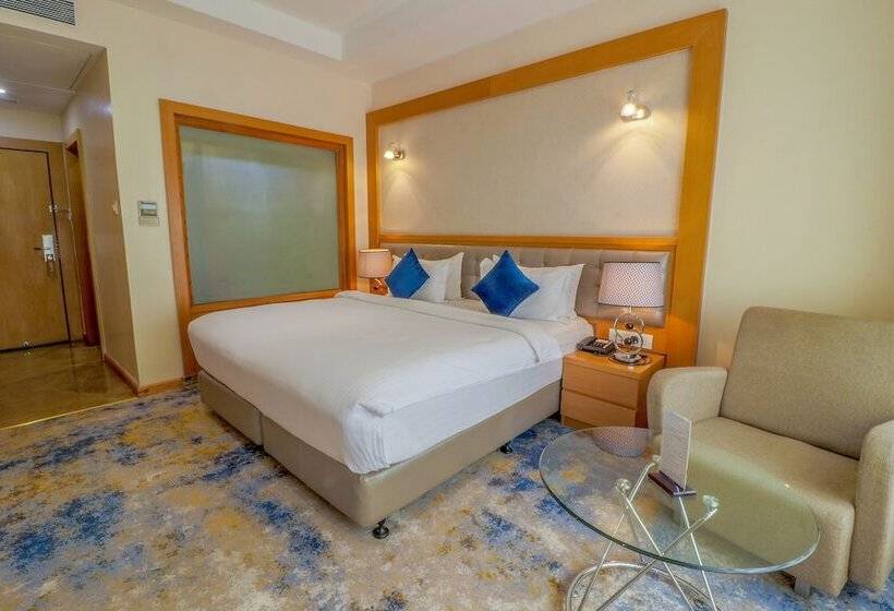 اتاق استاندارد با تخت دوبل, Golden Tulip Westlands Nairobi