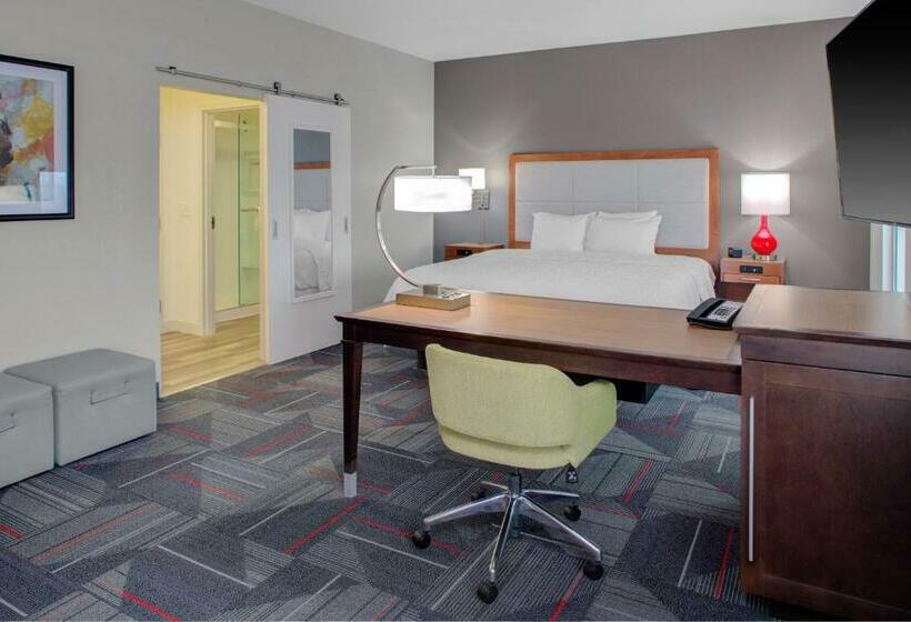 اتاق اجرایی با تخت بزرگ, Hampton Inn & Suites Columbus Scioto Downs