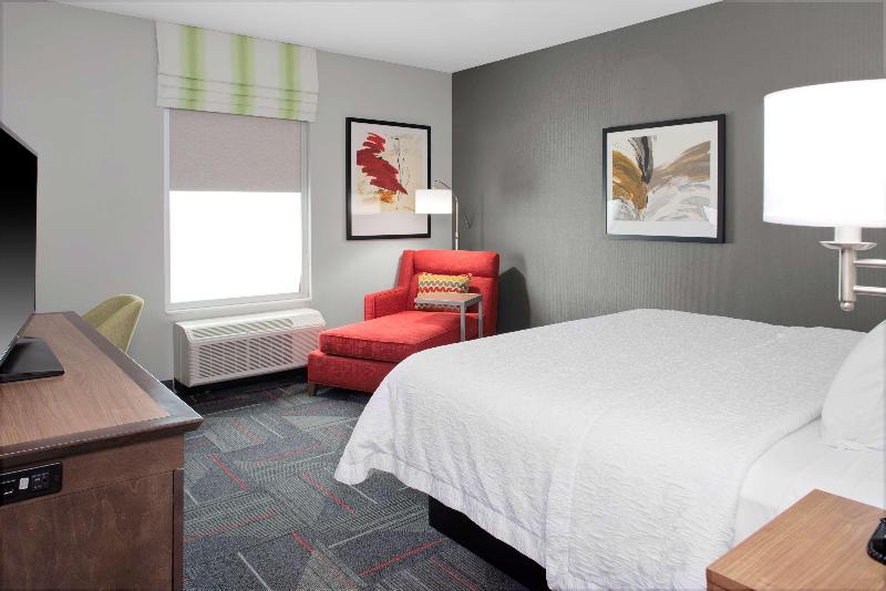 اتاق استاندارد با تخت بزرگ, Hampton Inn & Suites Columbus Scioto Downs