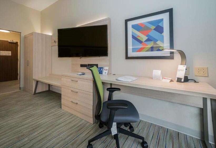 سوئیت برای معلولان, Holiday Inn Express & Suites   Southaven Central   Memphis, An Ihg