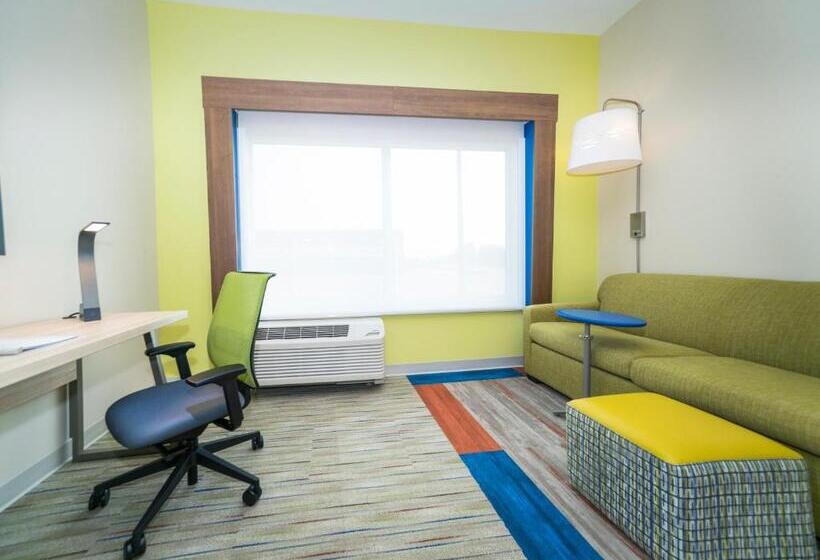 Suite Adaptada per a persones amb mobilitat reduïda, Holiday Inn Express & Suites Southaven Central  Memphis