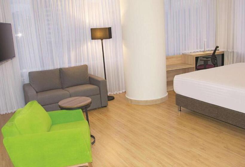 スタンダードルーム, La Quinta By Wyndham Medellin