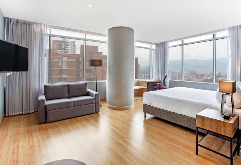 シティビュージュニアスイート, La Quinta By Wyndham Medellin