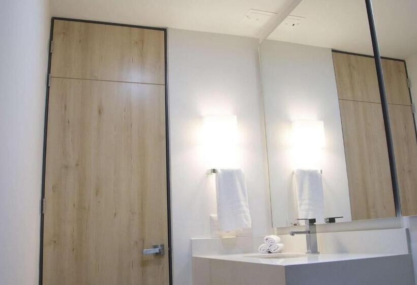 スーペリアールーム, La Quinta By Wyndham Medellin