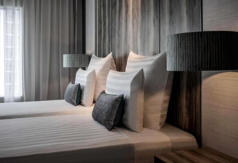 اتاق لوکس با چشم‌انداز دریا, Pullman Miri Waterfront
