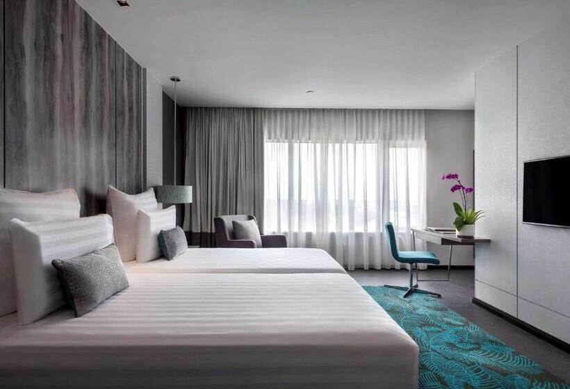 اتاق لوکس با چشم‌انداز دریا, Pullman Miri Waterfront
