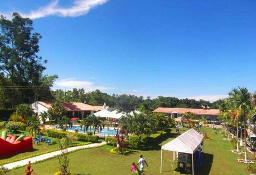 اتاق استاندارد سه نفره, Rosalinda Campestre Del Llano
