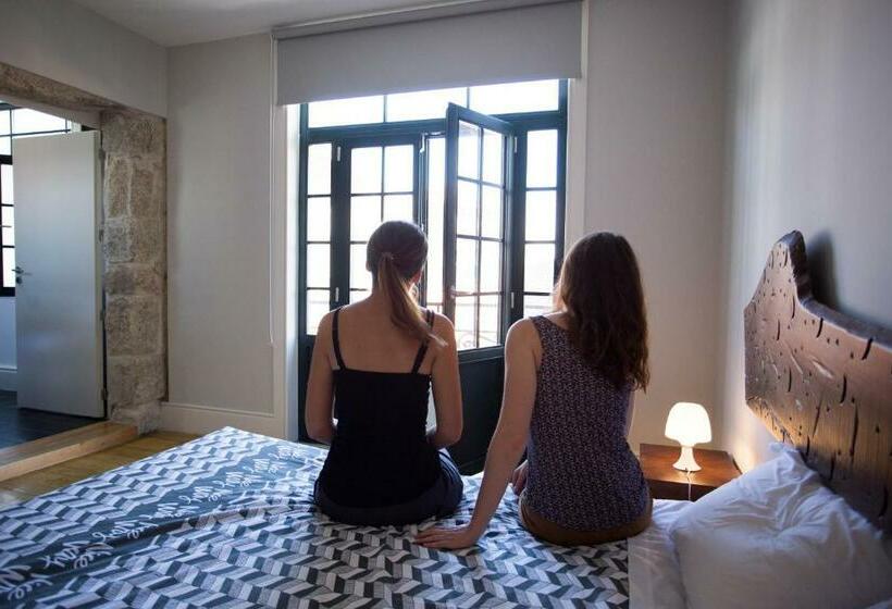 اتاق استاندارد, Nice Way Porto Hostel