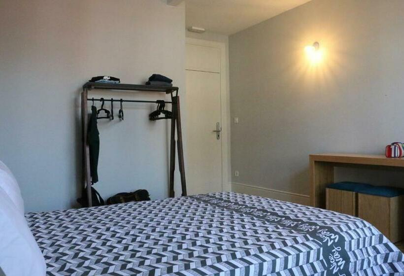 اتاق استاندارد با سرویس بهداشتی مشترک, Nice Way Porto Hostel