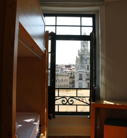 تختخواب در اتاق مشترک, Nice Way Porto Hostel