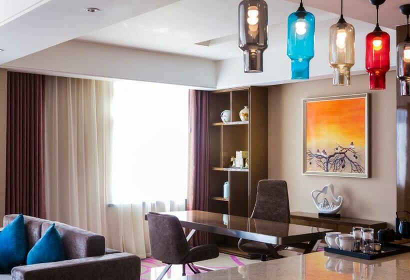 سوییت لوکس, Novotel Daqing Haofang