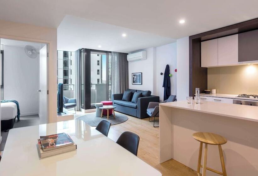 آپارتمان مدیریتی 2 خوابه, Oaks Melbourne Southbank Suites
