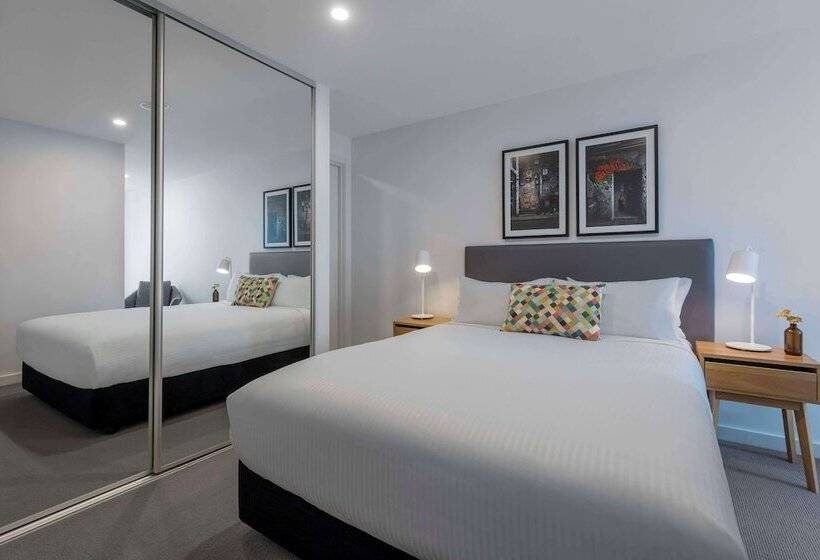 آپارتمان مدیریتی 2 خوابه, Oaks Melbourne Southbank Suites
