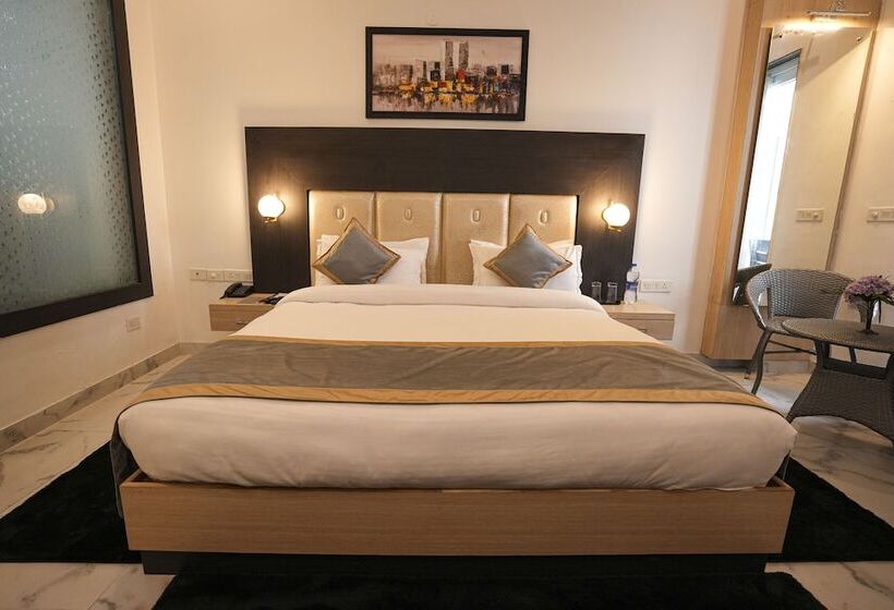 Standard Single Room Single Bed, Chirping Hills Resort