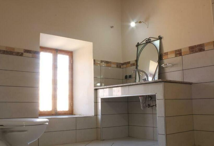 اتاق استاندارد یک نفره, Riad Amodou