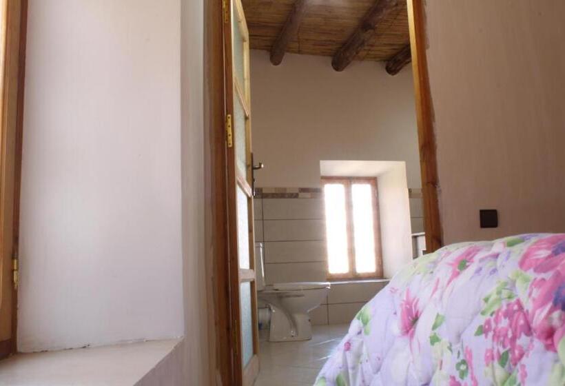 اتاق خانوادگی, Riad Amodou
