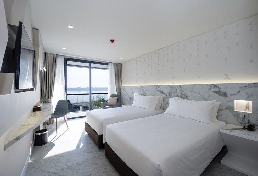 Premium room with river view, Vela Dhi Nakhon Phanom