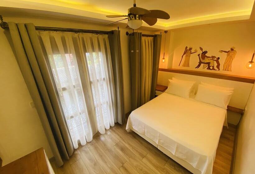 اتاق اکونومی, In Ephesus Hotel And Art Galery