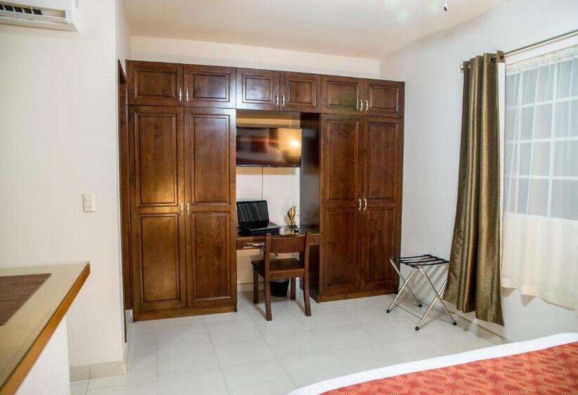 استودیوی استاندارد, Bugambilias Suites