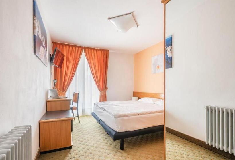 Comfort room with balcony, Alpina