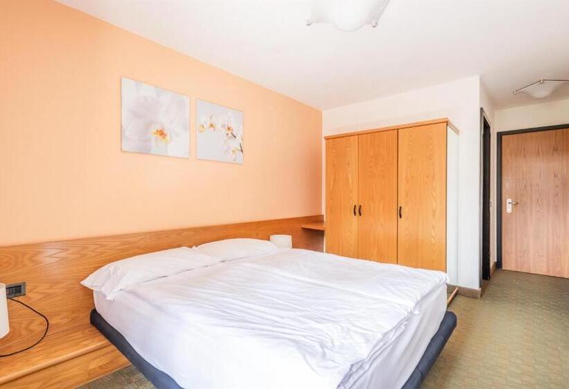 Comfort room with balcony, Alpina