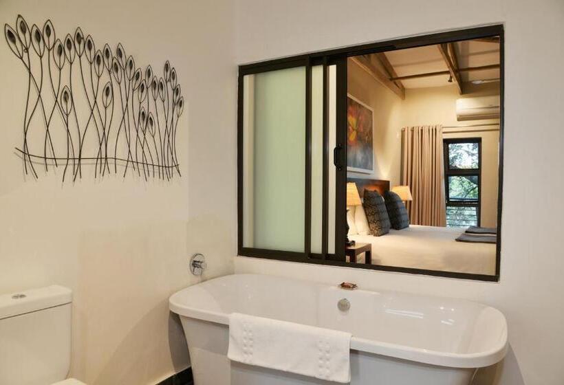 اتاق لوکس با تخت بزرگ, Bushveld Terrace   Hotel On Kruger