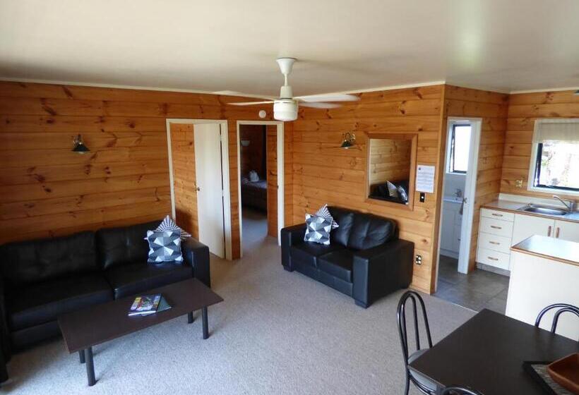 سوئیت 2 خوابه, Cedarwood Lakeside Motel & Conference Venue
