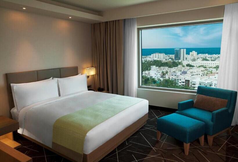 اتاق استاندارد با تخت بزرگ, Holiday Inn Chennai Omr It Expressway, An Ihg