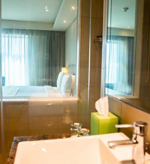 اتاق استاندارد با تخت بزرگ, Holiday Inn Chennai Omr It Expressway, An Ihg