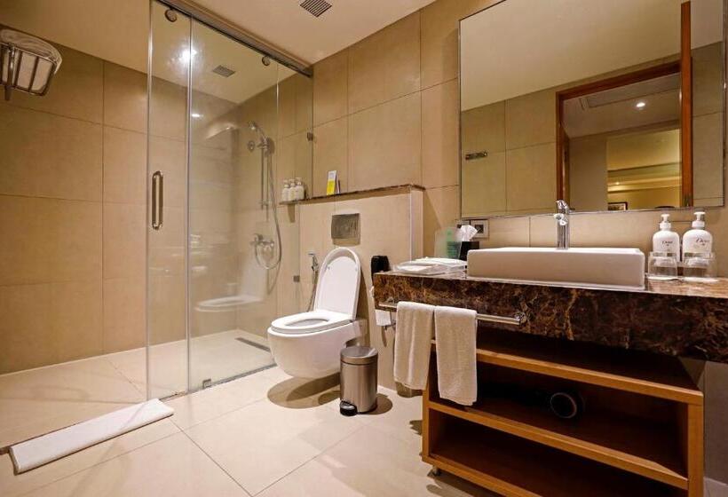 اتاق استاندارد با تخت بزرگ, Holiday Inn Chennai Omr It Expressway, An Ihg
