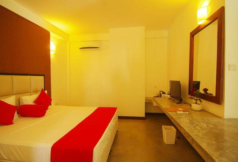 اتاق لوکس خانوادگی, Jade Green Hambantota