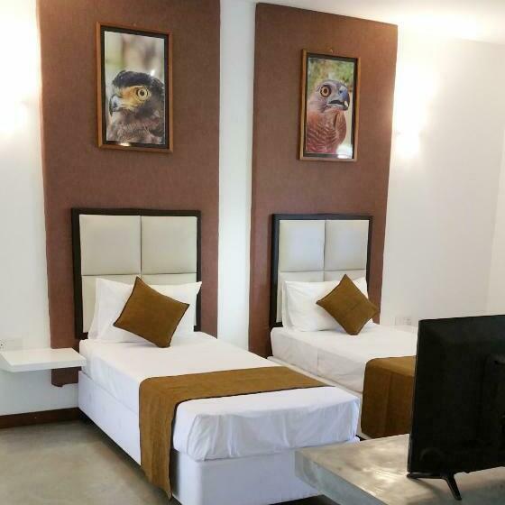 اتاق لوکس, Jade Green Hambantota