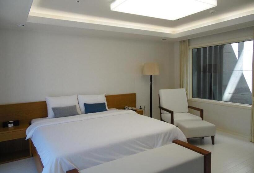 سوییت خانوادگی, Healthcare Town Resort