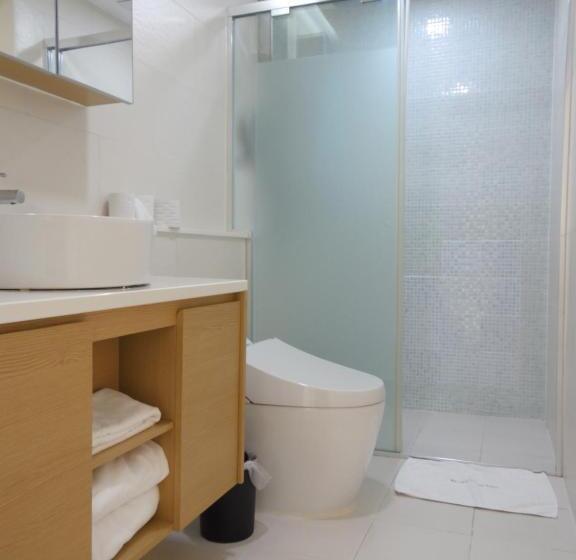 سوییت لوکس, Healthcare Town Resort