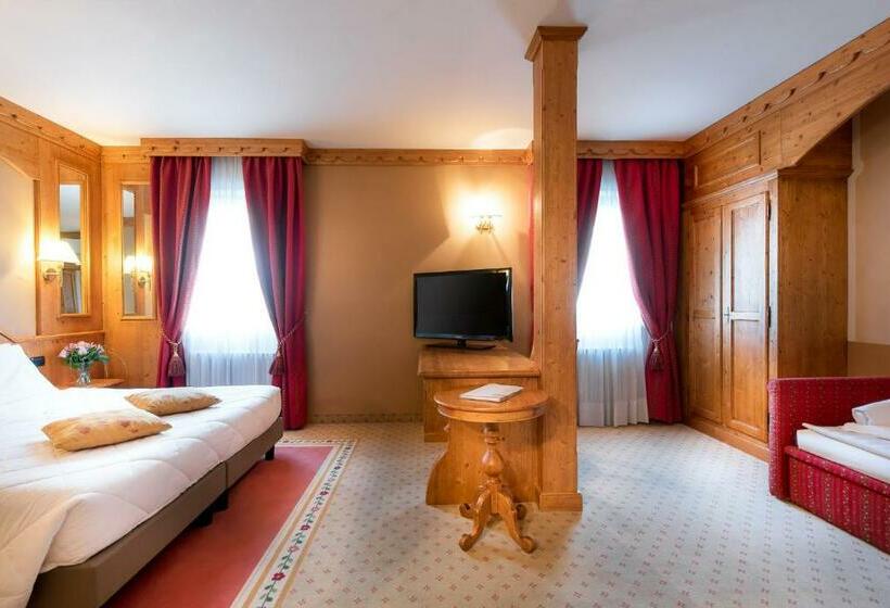 اتاق استاندارد سه نفره, Rendez Vous