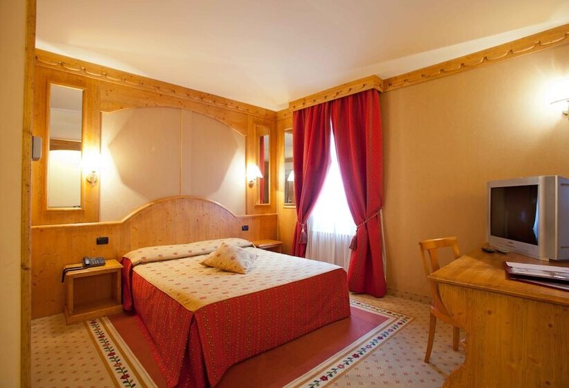 اتاق استاندارد سه نفره, Rendez Vous