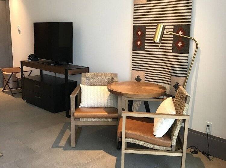 سوئیت با چشم‌انداز, Unico Hotel Riviera Maya Adults Only
