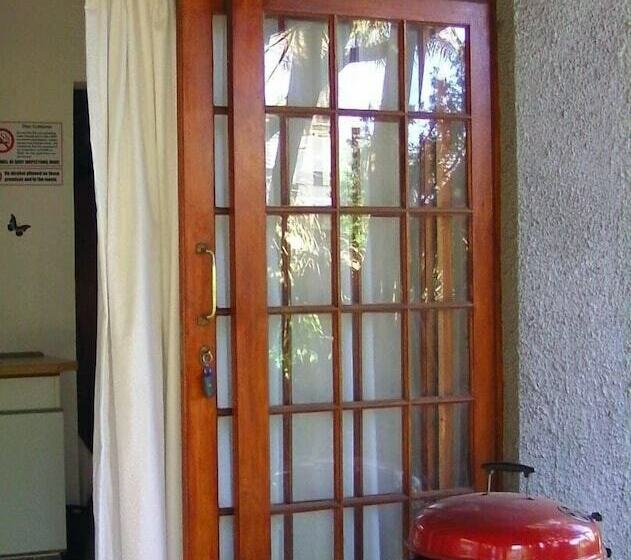 استودیو استاندارد با چشم‌انداز باغ, Amanzi Guest House
