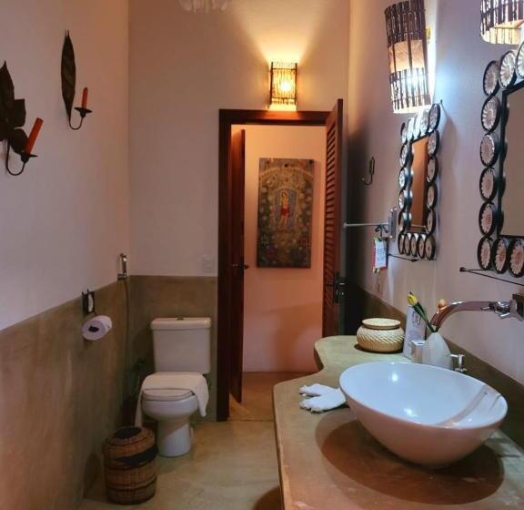 اتاق استاندارد با چشم‌انداز استخر, Guest House Villa 2 Santos